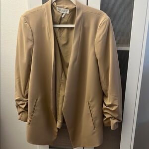 Womens tan Blazer